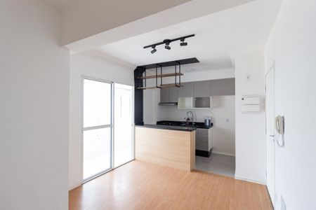 Sala de apartamento para alugar com 2 quartos, 55m² em Padroeira, Osasco