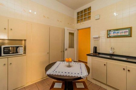 Cozinha de apartamento para alugar com 2 quartos, 121m² em Floresta, Porto Alegre