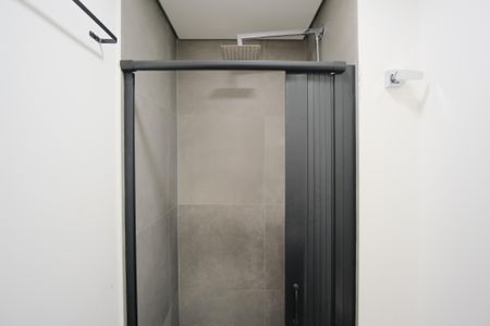 Banheiro de kitnet/studio à venda com 1 quarto, 20m² em Vila Gomes Cardim, São Paulo