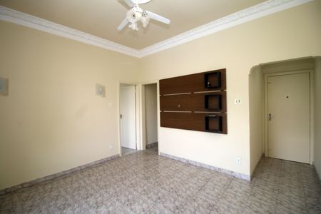 Sala de apartamento à venda com 2 quartos, 70m² em Olaria, Rio de Janeiro