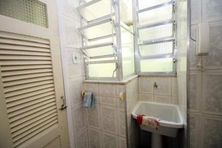 Apartamento à venda com 70m², 2 quartos e sem vagaÁrea de Serviço