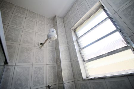 Apartamento à venda com 70m², 2 quartos e sem vagaBanheiro