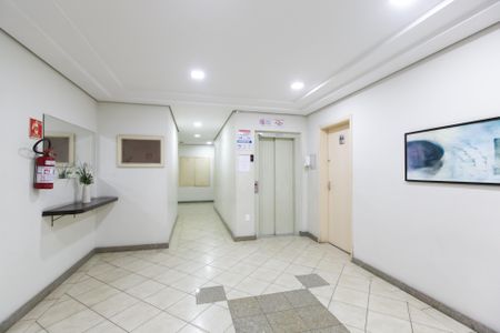 Apartamento à venda com 37m², 1 quarto e 1 vagaHall Social 