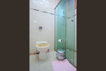 Casa à venda com 221m², 3 quartos e 2 vagasCasa 1 - Banheiro da Suíte