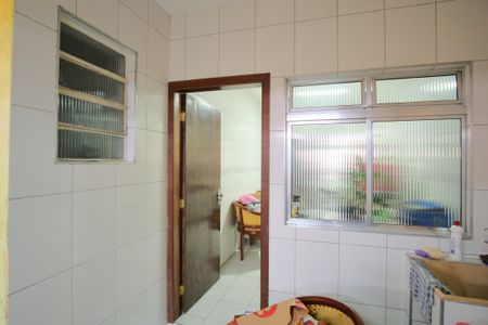 Casa à venda com 221m², 3 quartos e 2 vagasCasa 2 - Área de Serviço