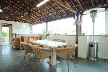 Casa à venda com 221m², 3 quartos e 2 vagasEspaço Gourmet