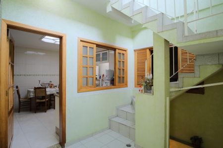 Casa à venda com 221m², 3 quartos e 2 vagasHall
