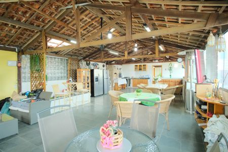 Casa à venda com 221m², 3 quartos e 2 vagasEspaço Gourmet