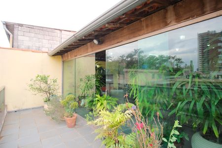 Casa à venda com 221m², 3 quartos e 2 vagasVaranda da Área Gourmet