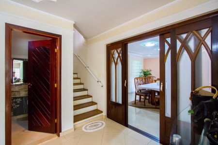 Casa à venda com 347m², 4 quartos e 6 vagasCorredor