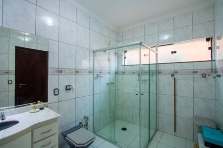 Casa à venda com 347m², 4 quartos e 6 vagasBanheiro