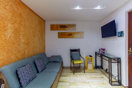 Apartamento à venda com 67m², 3 quartos e 1 vaga Apartamento à venda com 67m², 3 quartos e 1 vagaSala