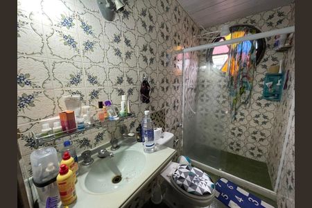 Casa à venda com 550m², 3 quartos e 5 vagas Casa à venda com 550m², 3 quartos e 5 vagasBanheiro da Suíte 1