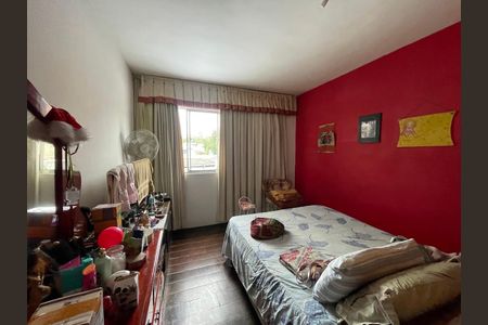 Casa à venda com 550m², 3 quartos e 5 vagas Casa à venda com 550m², 3 quartos e 5 vagasSuíte 2