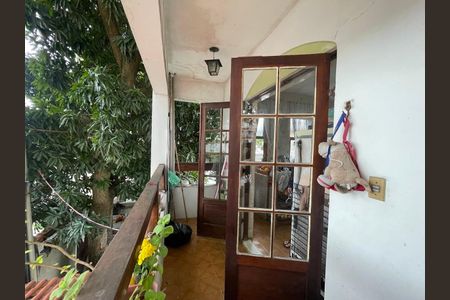 Casa à venda com 550m², 3 quartos e 5 vagas Casa à venda com 550m², 3 quartos e 5 vagasVaranda 1