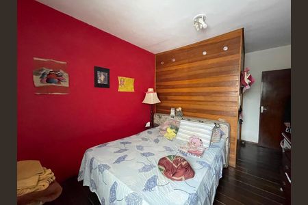 Casa à venda com 550m², 3 quartos e 5 vagas Casa à venda com 550m², 3 quartos e 5 vagasSuíte 2