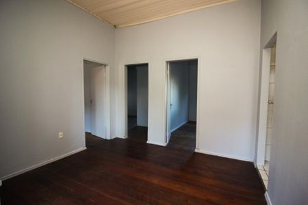 Sala de casa para alugar com 3 quartos, 90m² em Medianeira, Porto Alegre