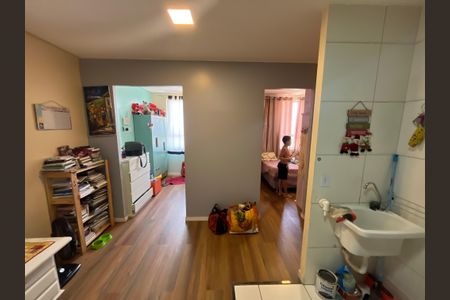 SALA E COZINHA INTEGRADA de apartamento para alugar com 2 quartos, 34m² em Conjunto 12, Brasília