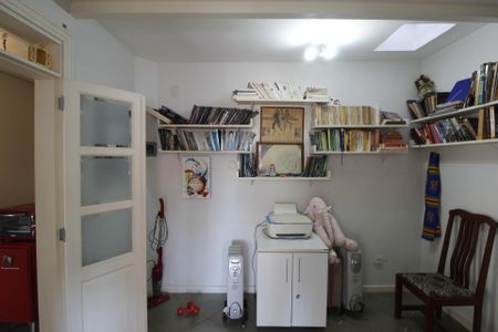 Apartamento à venda com 169m², 4 quartos e 1 vagaEscritório