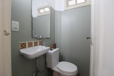 Apartamento à venda com 169m², 4 quartos e 1 vagaLavabo 2