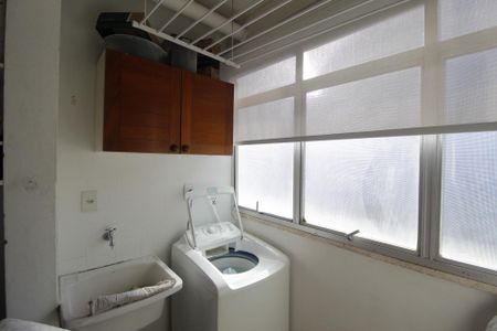 Apartamento à venda com 169m², 4 quartos e 1 vagaÁrea de Serviço