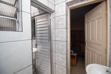 Banheiro Social de casa para alugar com 1 quarto, 43m² em Jardim Japao, São Paulo