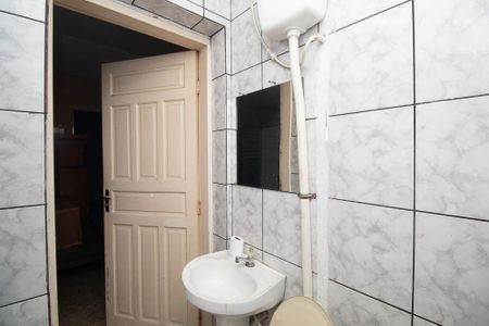 Banheiro Social de casa para alugar com 1 quarto, 43m² em Jardim Japao, São Paulo