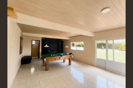 Casa de condomínio à venda com 374m², 2 quartos e 7 vagasÁrea comum - Salão de Jogos