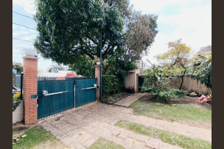 Casa de condomínio à venda com 374m², 2 quartos e 7 vagasQuintal