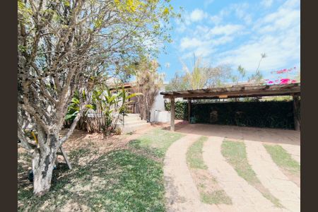 Casa de condomínio à venda com 374m², 2 quartos e 7 vagasQuintal