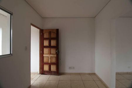 Sala de casa para alugar com 2 quartos, 100m² em Jardim Santa Teresinha, São Paulo