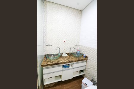 Casa à venda com 276m², 3 quartos e 4 vagas