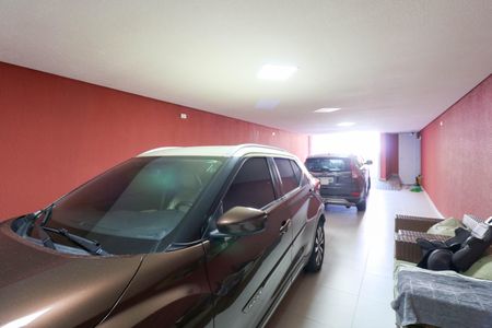 Casa à venda com 276m², 3 quartos e 4 vagas