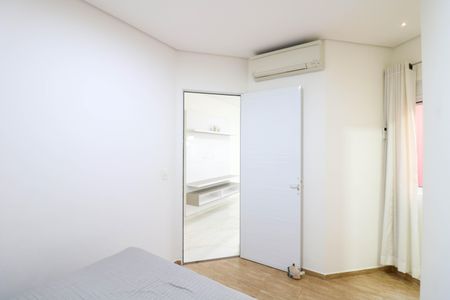 Casa à venda com 276m², 3 quartos e 4 vagas