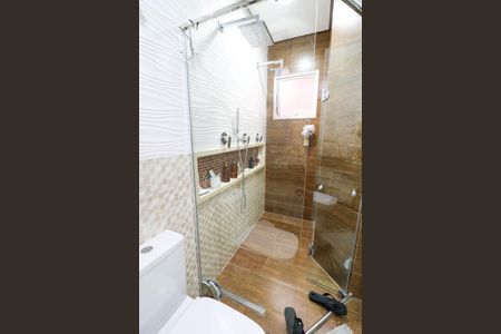 Casa à venda com 276m², 3 quartos e 4 vagas