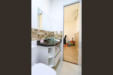 Casa à venda com 276m², 3 quartos e 4 vagas