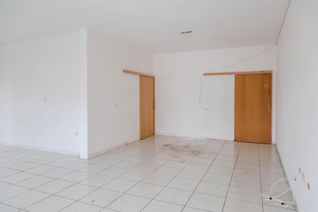 Casa para alugar com 250m², 5 quartos e 2 vagas Casa para alugar com 250m², 5 quartos e 2 vagasSala - Casa 1