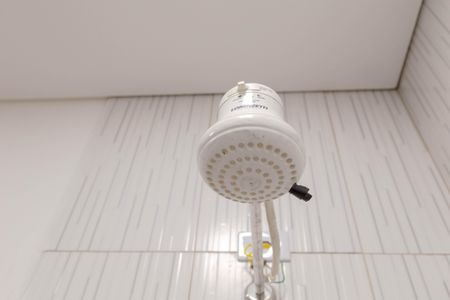 Casa para alugar com 250m², 5 quartos e 2 vagas Casa para alugar com 250m², 5 quartos e 2 vagasBanheiro do Quarto 1 - Casa 1