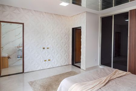 Casa para alugar com 250m², 5 quartos e 2 vagas Casa para alugar com 250m², 5 quartos e 2 vagasSuíte - Casa 2