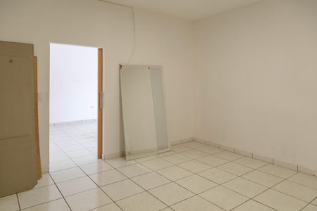Casa para alugar com 250m², 5 quartos e 2 vagas Casa para alugar com 250m², 5 quartos e 2 vagasQuarto 1 - Casa 1