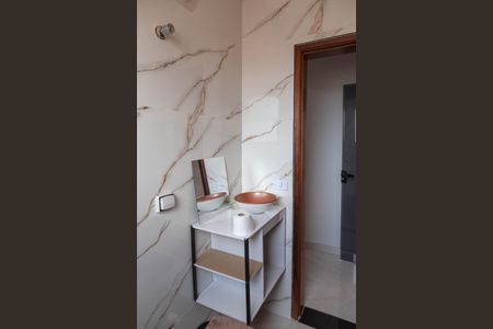 Casa para alugar com 250m², 5 quartos e 2 vagas Casa para alugar com 250m², 5 quartos e 2 vagasBanheiro 2 - Casa 2