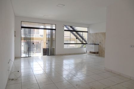 Casa para alugar com 250m², 5 quartos e 2 vagas Casa para alugar com 250m², 5 quartos e 2 vagasSala - Casa 1