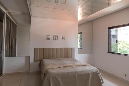 Casa para alugar com 250m², 5 quartos e 2 vagas Casa para alugar com 250m², 5 quartos e 2 vagasSuíte - Casa 2