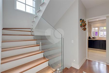 Casa à venda com 3 quartos, 440m² em Chácara Monte Alegre, São Paulo