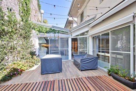 Casa à venda com 4 quartos, 415m² em Jardim dos Estados, São Paulo