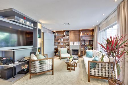 Casa à venda com 4 quartos, 415m² em Jardim dos Estados, São Paulo