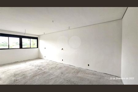 Casa à venda com 4 quartos, 410m² em Jardim Cordeiro, São Paulo