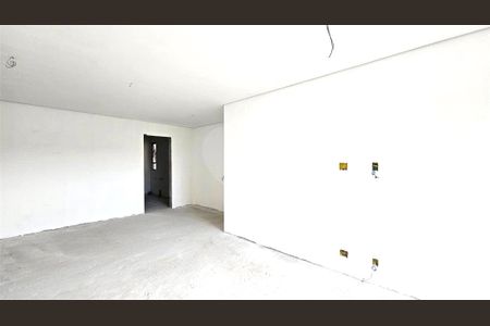 Casa à venda com 4 quartos, 410m² em Jardim Cordeiro, São Paulo