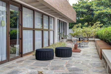 Apartamento à venda com 3 quartos, 178m² em Jardim das Acacias, São Paulo