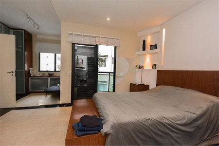 Apartamento à venda com 2 quartos, 136m² em Jardim Paulistano, São Paulo